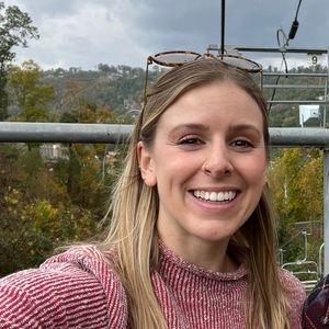 Meet your Posher, Anna